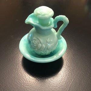 Vintage Avon Jadeite Milk Glass Pitcher Set